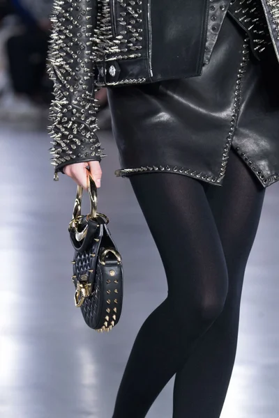 Look 9